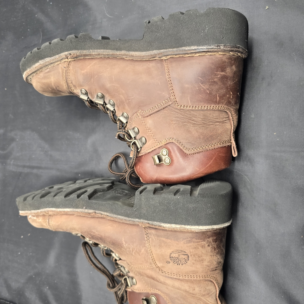 Timberland Brown‎ and Black Boots Rugged Design